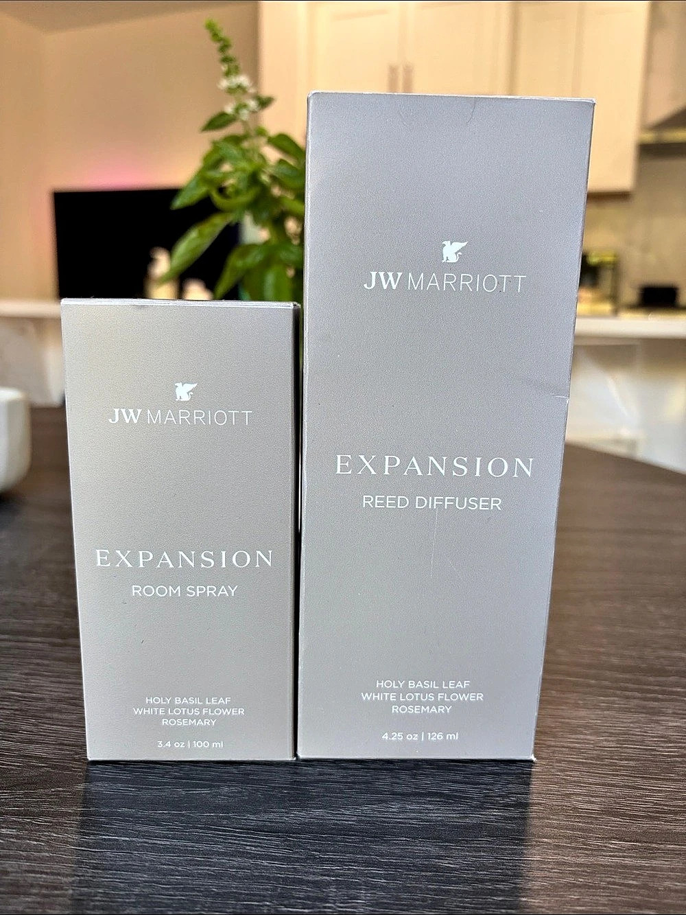 JW Marriott Expansion Reed Diffuser & Room Spray Gray NWT